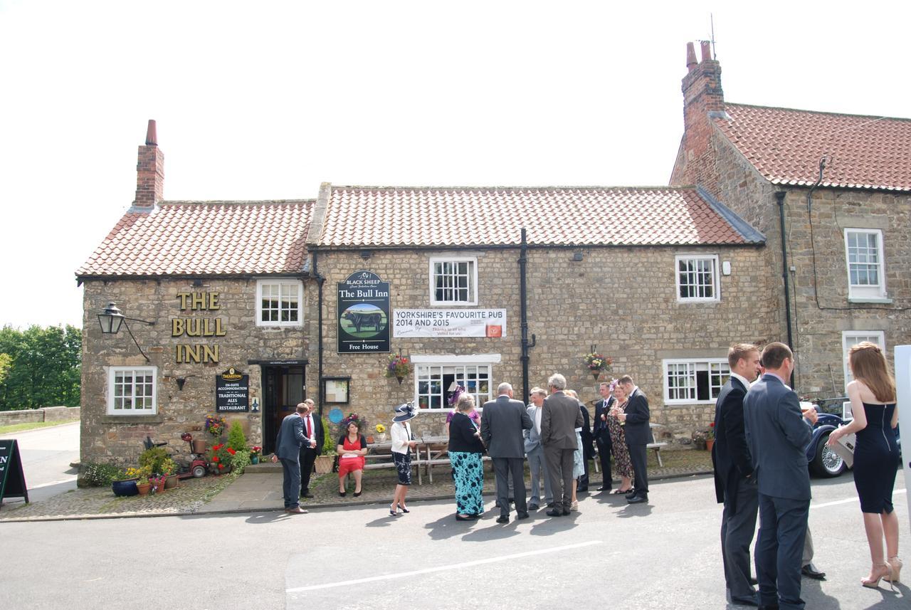The Bull Inn West Tanfield Ripon Extérieur photo