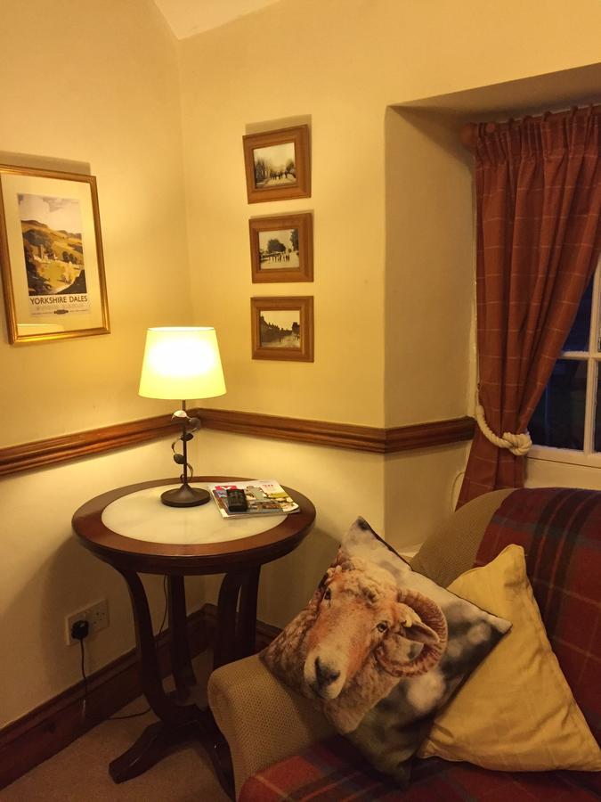 The Bull Inn West Tanfield Ripon Extérieur photo